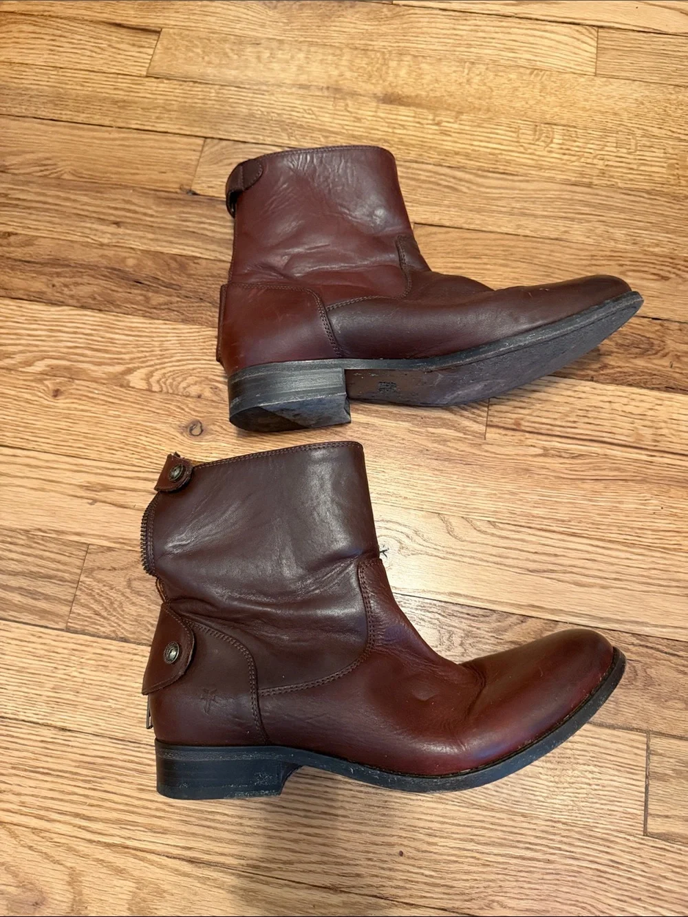 Women’s FRYE Brown Leather Mid-Calf Boots – Classic Pull-On Style